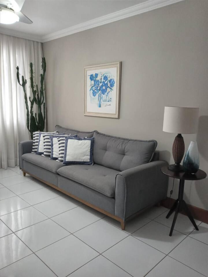 グァルジャーApartamento completo na calçada da praiaアパートメント エクステリア 写真